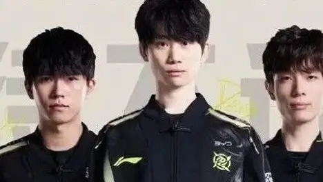 LPL夏季赛激战正酣,S15陪练团助力世界赛备战,主场作战剑指夺冠目标